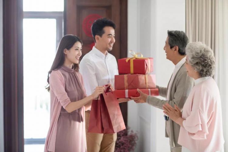 公司间互赠礼物,,如何互相赠送礼物?