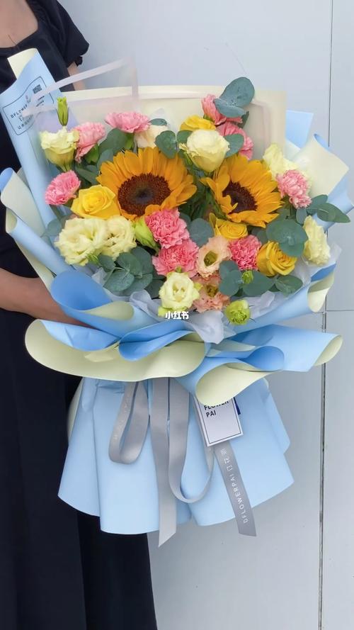 老师要生孩子送什么,老师要生孩子送什么花比较好