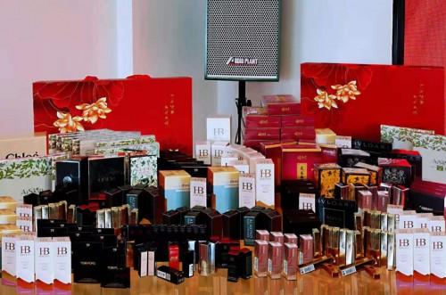 郑州营销礼品商贸公司,郑州礼品公司名录,薇艾可商贸是做什么的?