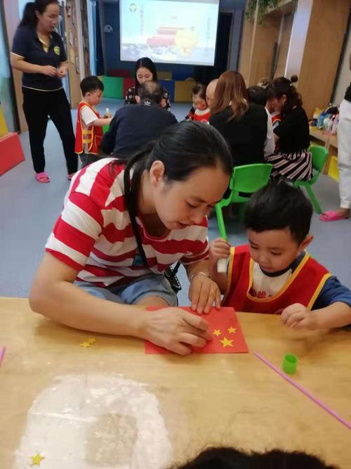 国庆送什么给孩子，国庆回家给小孩子买什么