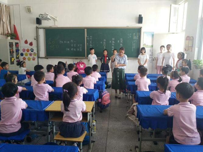 来公司参观送礼品,,幼儿园参观小学送的礼物祝福语?