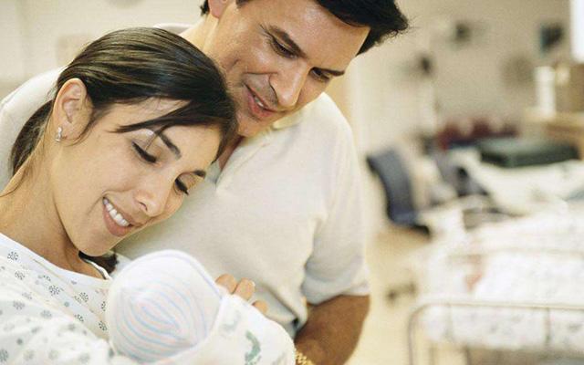 老婆生了孩子送什么好，老婆生了孩子送什么好处