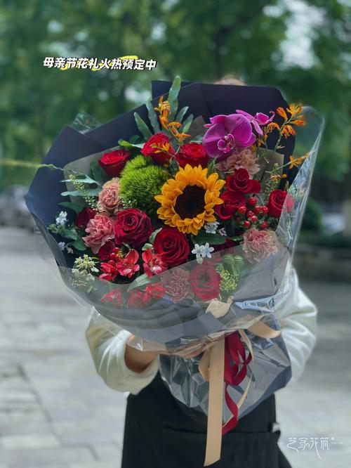 母亲节礼物公司送,,母亲节公司送员工哪种花束?