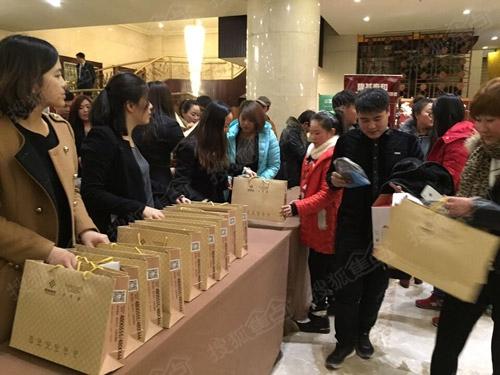 房产公司送业主礼物，房产公司送业主礼物合法吗，业主收楼送什么礼品比较好？