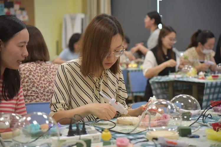 diy创意礼品店公司介绍,diy创意礼品店公司介绍怎么写,文化创意个体户营业执照经营范围?