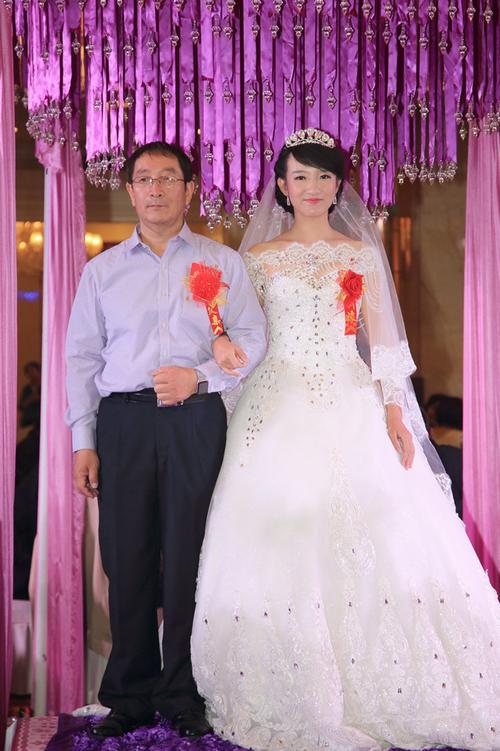 同学孩子结婚送什么,同学的儿子结婚送多少钱