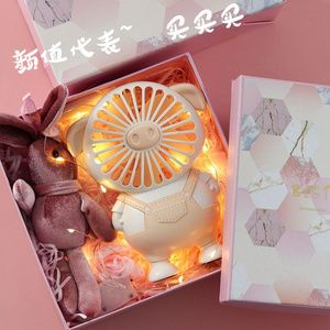 夏天应送女孩子什么礼物，夏天送女孩什么好