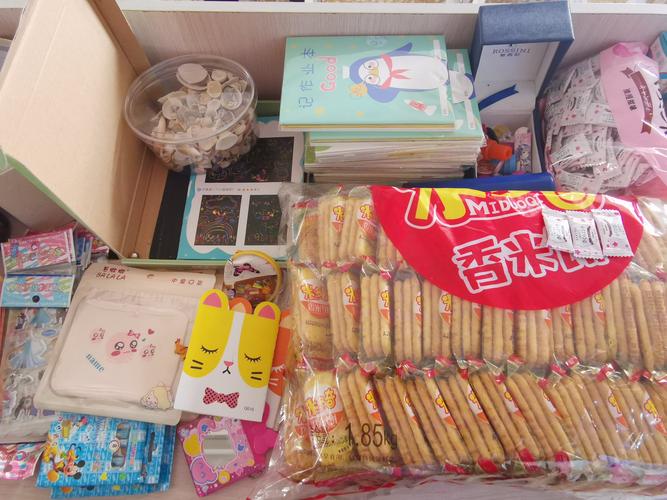 送小孩子们什么东西好,送小孩子送什么