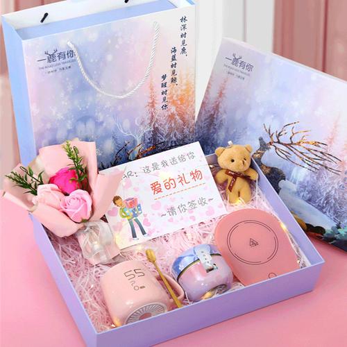 女生闺蜜生日礼物,女生闺蜜生日礼物排行榜,女朋友闺蜜生日我应该送什么礼物?