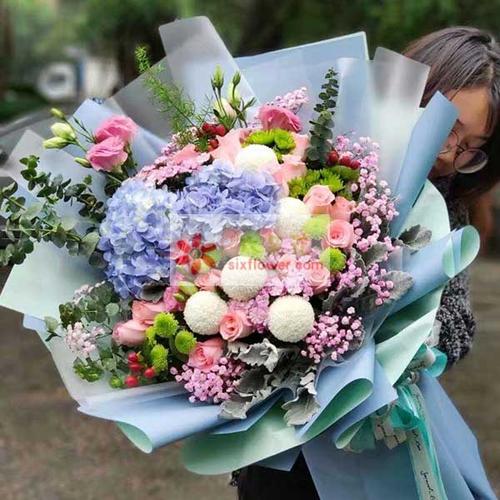 老婆生孩子送什么amp花，老婆生孩子送什么花合适