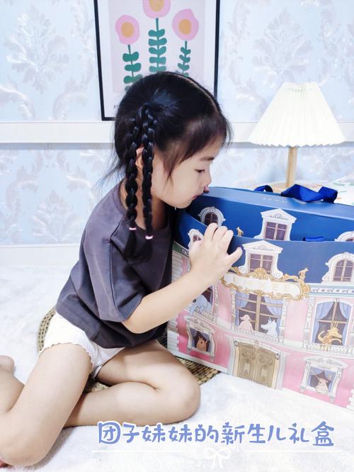姐姐孩子周岁送什么好呢,姐姐的儿子周岁送什么