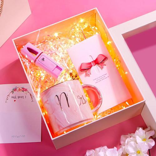送闺蜜18岁生日礼物好,,该送什么好?给闺蜜送18岁的生日礼物?