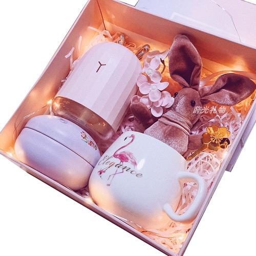 闺蜜18礼物，闺蜜18礼物送什么，给闺蜜送什么18岁生日礼物好？