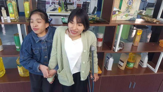 播音闺蜜礼物,播音闺蜜礼物有哪些,残疾人做什么生意挣钱?