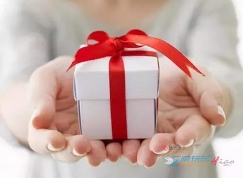 怎么找客户要礼物，怎样问客户要钱的技巧