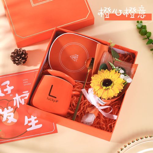 制作闺蜜礼盒,,结婚应该准备什么礼物?