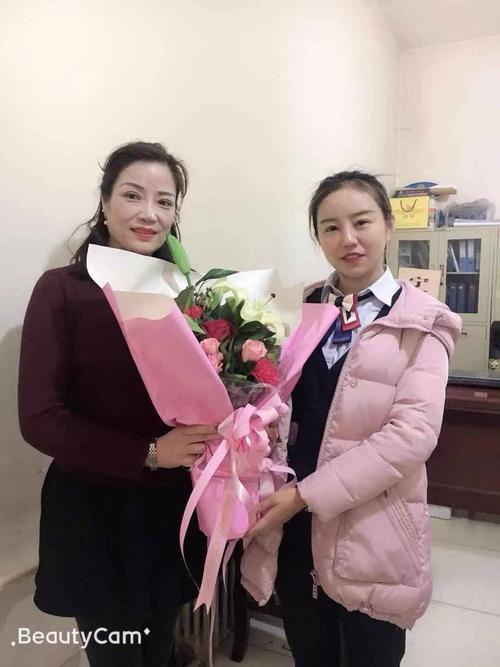 拜访女客户送点什么,拜访女客户送什么礼品好一点