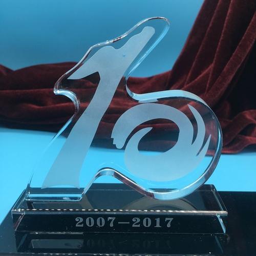 公司十周年送什么摆件,公司十周年送什么摆件比较好