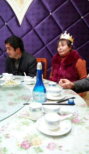 嫂嫂生孩子送什么好,嫂嫂生孩子送什么好祝福