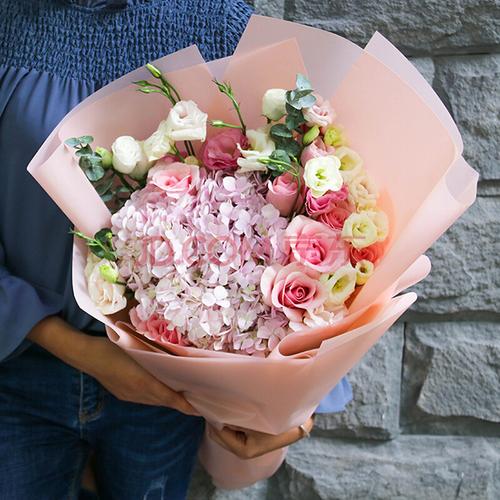 女孩子一般过生日送什么,女孩子过生日送什么花