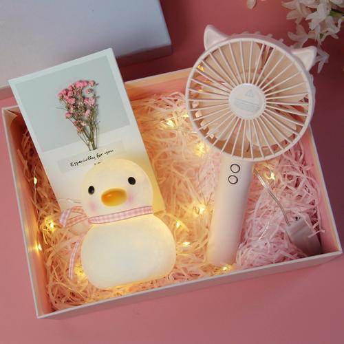 闺蜜是老师的礼物,,闺蜜过生日送什么礼物最合适?