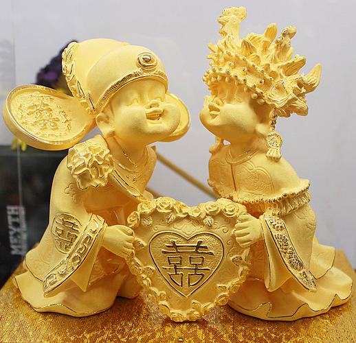 闺蜜结婚送什么摆件,闺蜜结婚送什么首饰合适?