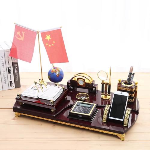 公司送什么礼物给领导，公司送什么礼物给领导合适