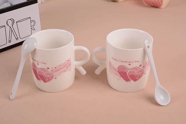 送闺蜜陶瓷杯,送闺蜜陶瓷杯的含义是什么,颜料可以做什么手工送给闺蜜?
