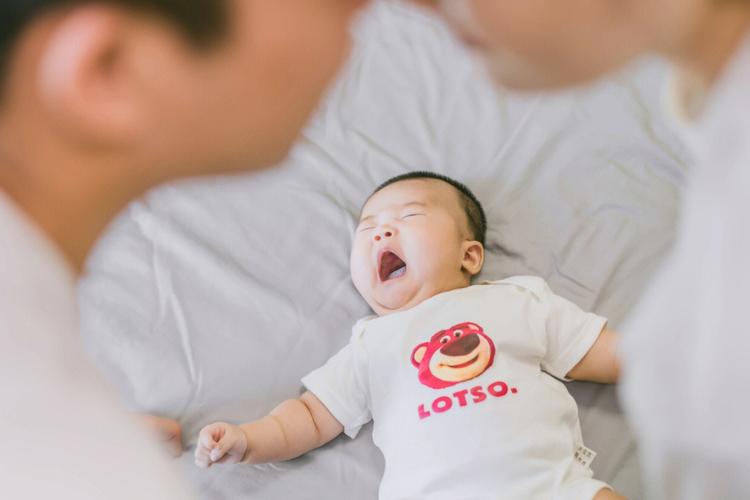 送小孩子百天什么好，送小孩子百天什么好处
