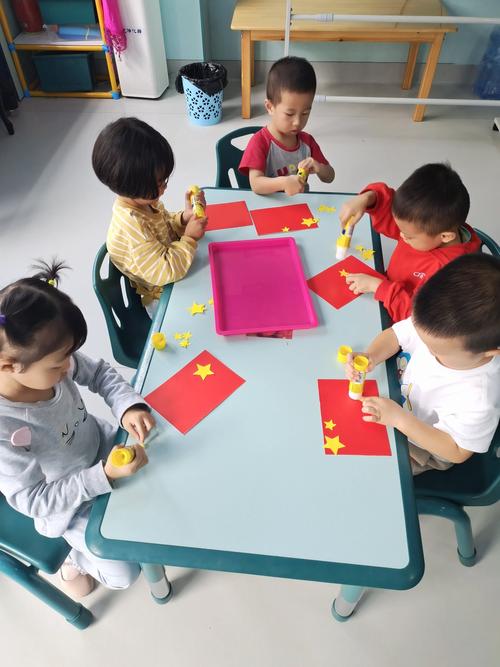国庆节送小孩子什么礼物,国庆回家给小孩子买什么