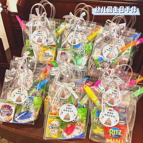 幼儿小孩子喜欢什么礼物,幼儿园小孩子喜欢什么礼物