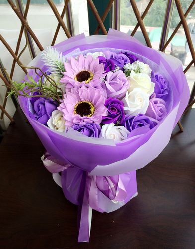 闺蜜老公过生日送什么，闺蜜老公过生日送花合适吗