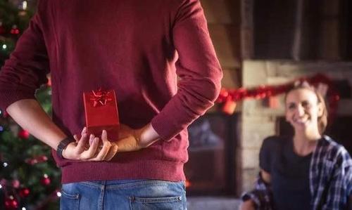 如何婉拒客户送礼,怎么婉拒客户给送东西