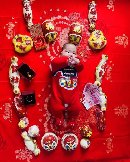 孩子百岁姨妈送什么礼物,孩子百岁姑姑送什么