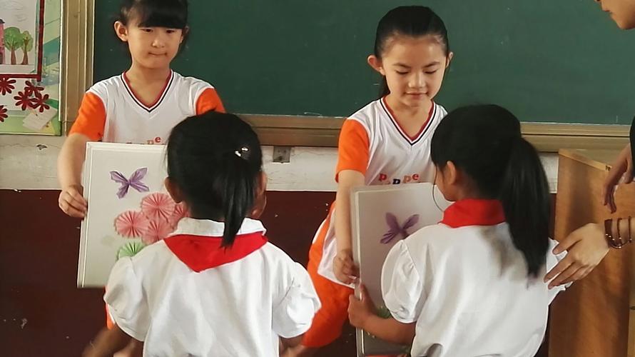 亲姐的孩子我该送什么好的简单介绍