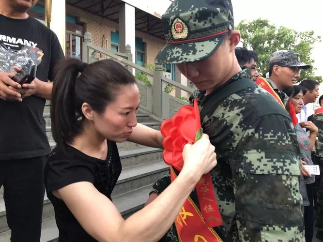 孩子当兵送什么礼物好呢，孩子当兵送什么数字红包一好