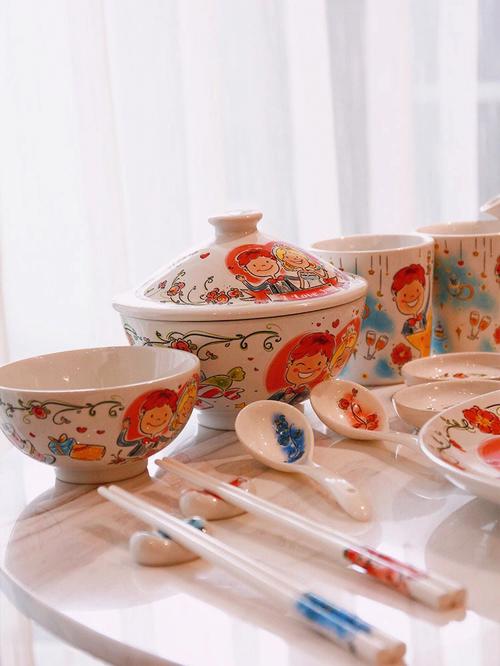 闺蜜开张能送碗吗,,乔迁送餐具选什么颜色?