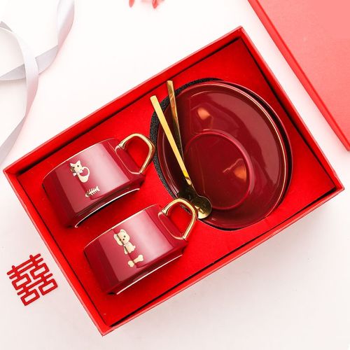 新婚礼物送闺蜜陶瓷,新婚礼物送闺蜜陶瓷杯好吗,一般给什么朋友结婚上礼?