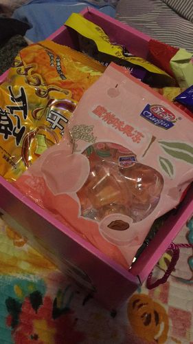 过年送闺蜜什么零食,闺蜜送零食文案