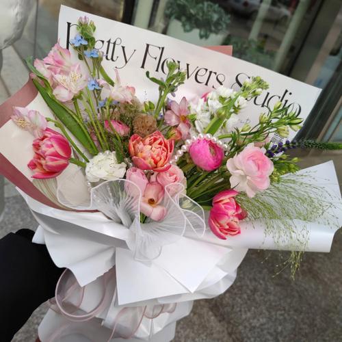闺蜜生孩子送什么,闺蜜生孩子送什么鲜花