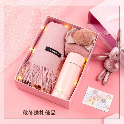冬天该给闺蜜买什么礼物,冬天给闺蜜的礼物什么最好