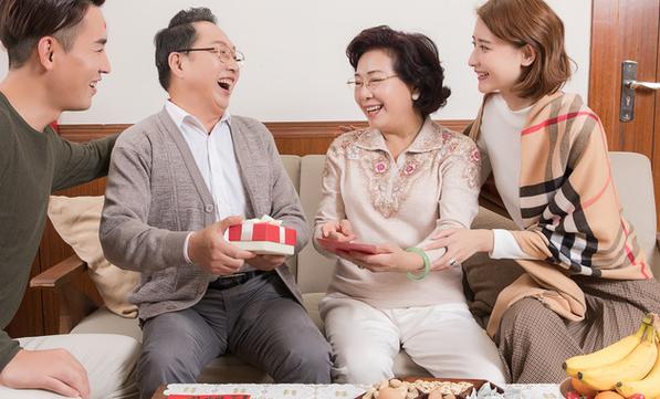 送礼送客户家人好吗,家人送礼送什么好