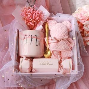 给女孩子生日送什么,女孩子生日送什么比较好