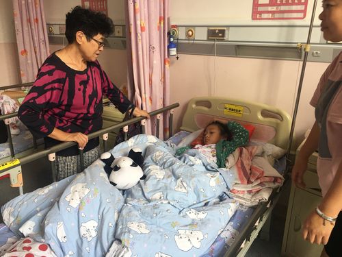 看望生病孩子送什么好呢,去看望生病的孩子送什么好