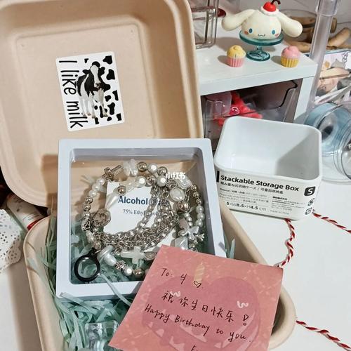 闺蜜家串门带什么礼物,去闺蜜家里给她家人带什么