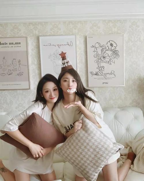 第一次去闺蜜家送什么好,第一次去闺蜜家过夜要注意什么