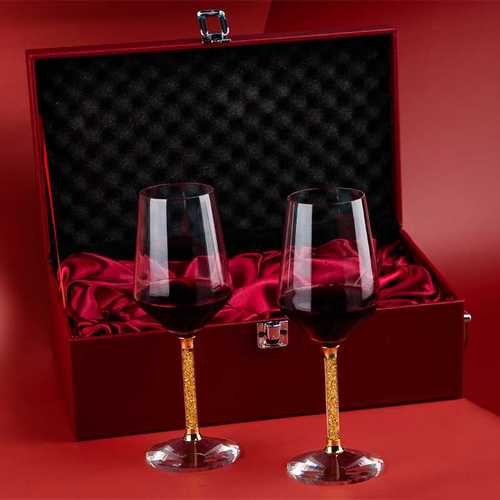 闺蜜过生日可以送红酒吗,,别人结婚送招待酒水?