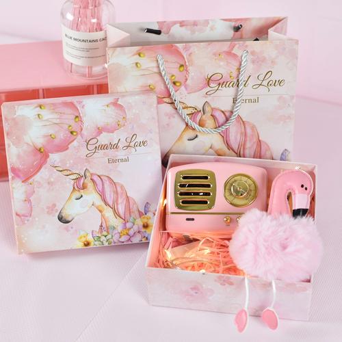 给女闺蜜18岁生日礼品,给女闺蜜18岁生日礼品送什么好,送闺蜜什么生日礼物好,她18岁成人礼物要特殊有纪念意义?