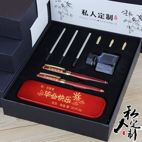 孩子送给爷爷的小礼物,孩子送给爷爷的小礼物有哪些,孩子十八岁成人礼长辈送什么礼物好/?