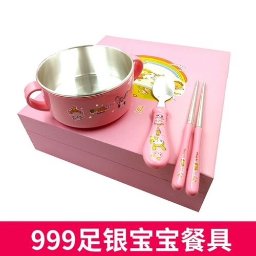 满月送孩子衣服送几件,满月送孩子衣服送几件合适,为什么小孩办满月姥姥要给准备碗?